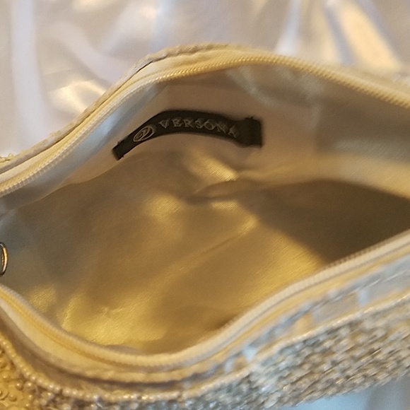 Versona Handbag - Picture 3 of 3